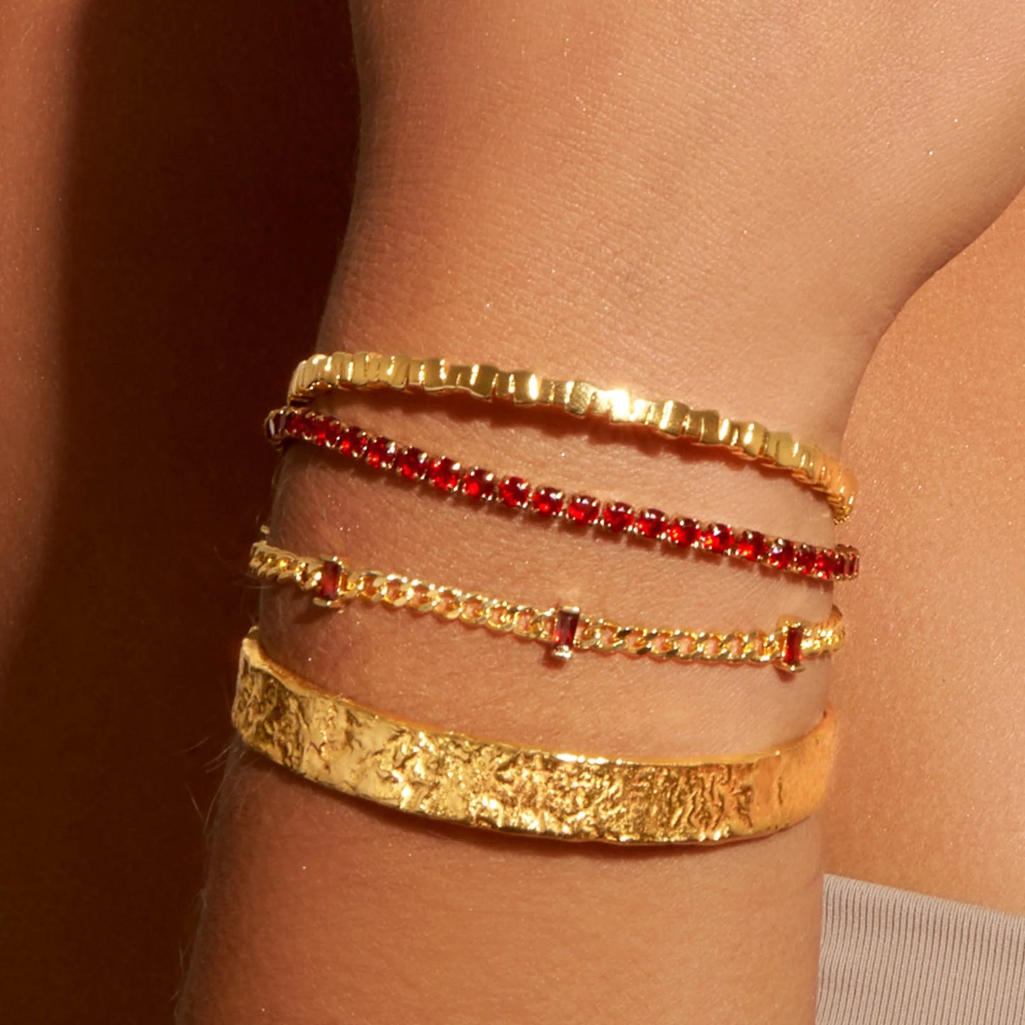 SPYRO GOLD BRACELET - GARNET