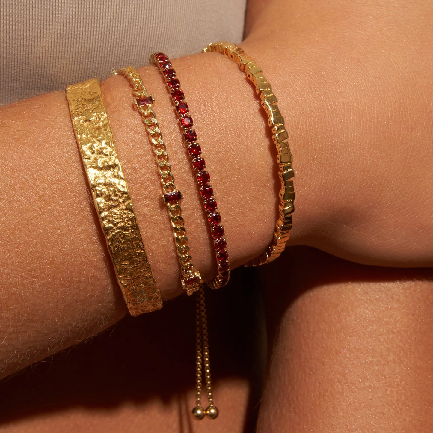 SPYRO GOLD BRACELET - GARNET