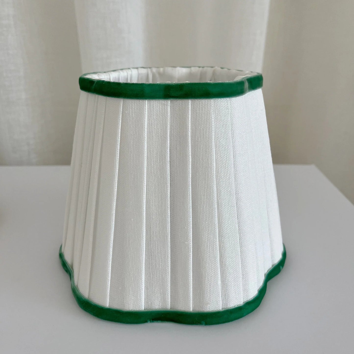 PRE ORDER Green Scallop Shade USB Table Lamp