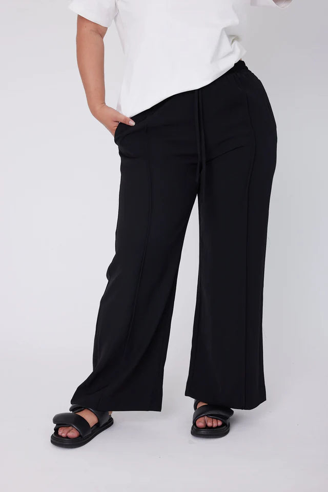 PENTAGON Pants Black
