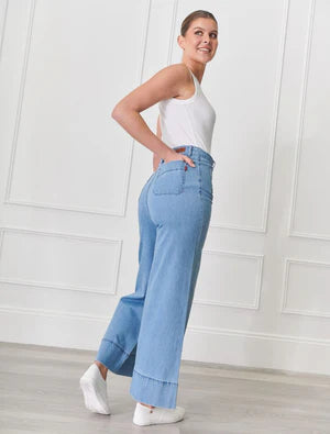 Farrah Summer Wash Denim Jeans