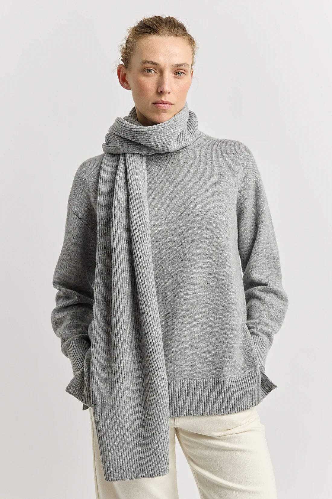 Fine rib scarf - LIght Ash