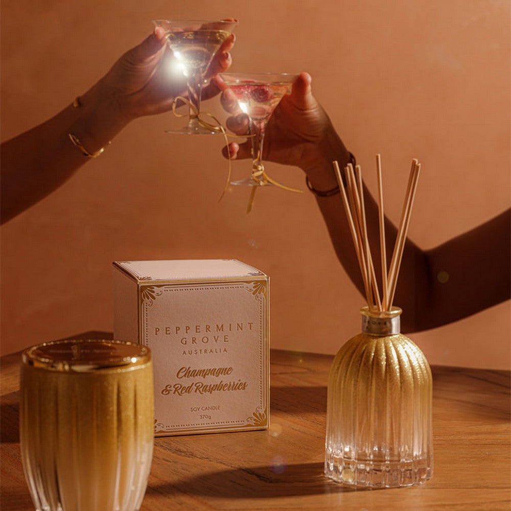 Champagne & Red Raspberries Large Candle 370g