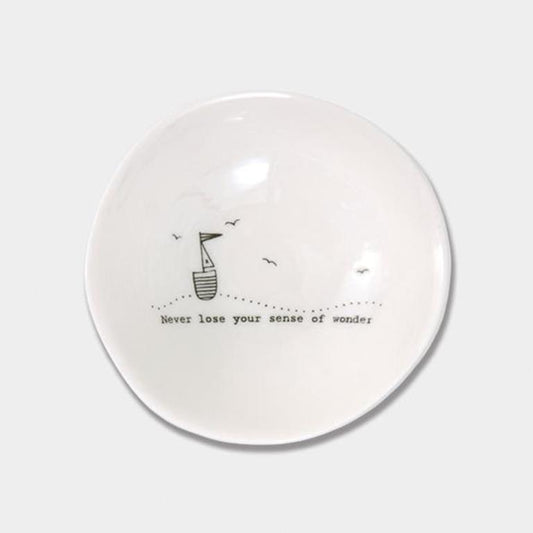 Wobbly bowl med - never lose your sense of adventure