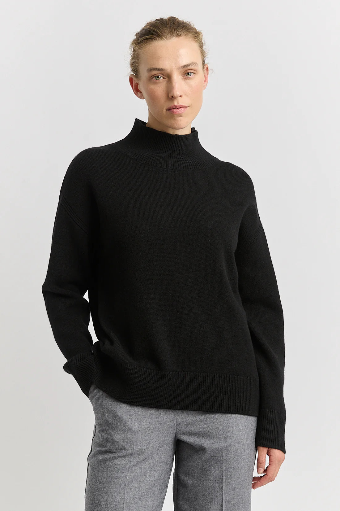 Split neck funnel - Black