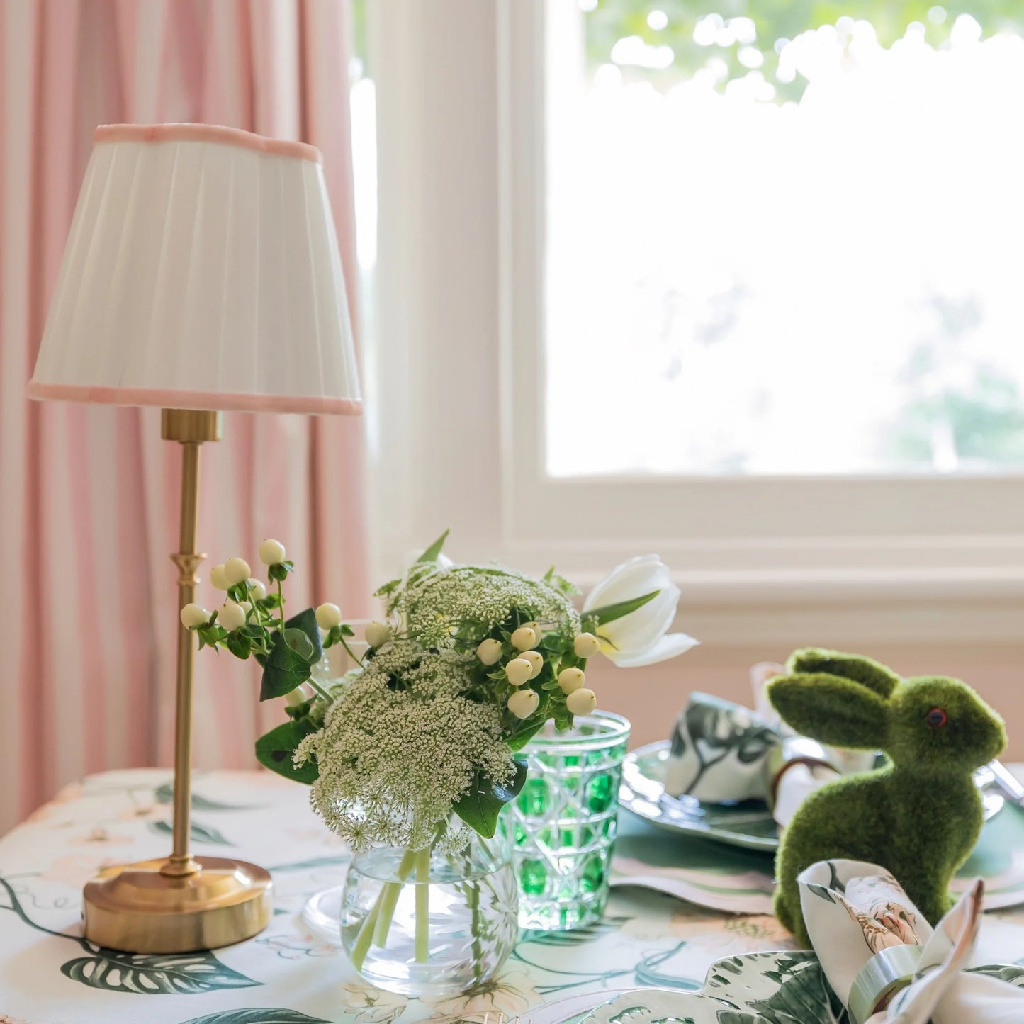 Pink Scallop Shade USB Table Lamp