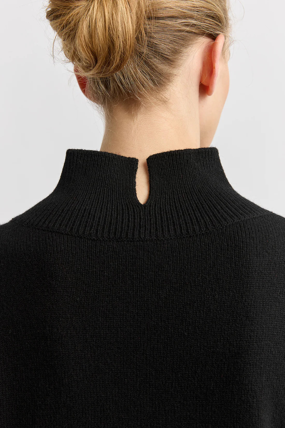 Split neck funnel - Black