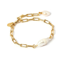 Load image into Gallery viewer, Danielle Gold and Pearl Bracelet
