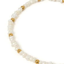 Load image into Gallery viewer, Lucia Pearl Bracelet
