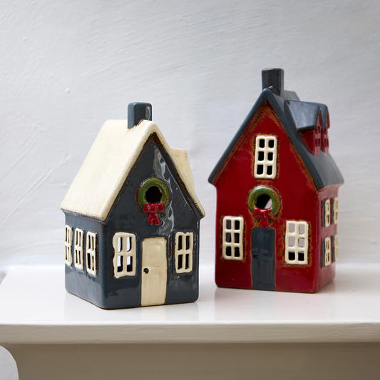 Alsace Tea Light Cottage Red with Wreath