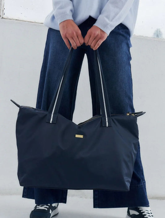 The Runway Bag Navy